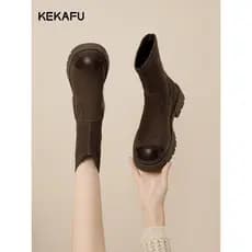 Kekafu Botas curtas de sola grossa de venda quente Botas femininas 2025 Novo estilo Botas de cor café de inverno Botas f
