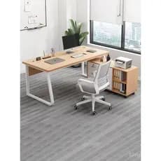 Conjunto de mesa e cadeira de escritório simples e moderno, mesa para funcionários e gerentes, estação de trabalho, mesa