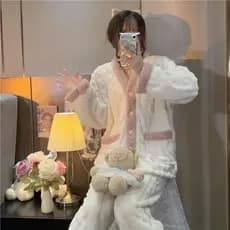 Pijamas de flanela femininos de manga comprida engrossado quente Coral velo pelúcia bonito conjunto de roupas para casa