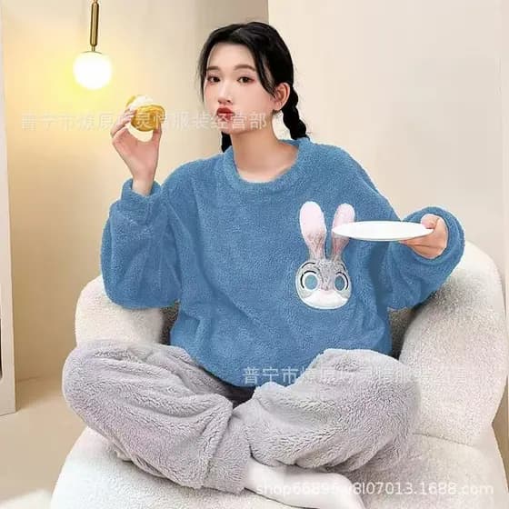 Pijamas de flanela femininos em torno do pescoço Coral velo bonito forro de lã engrossado Loungewear de duas peças