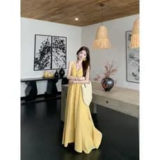 Estilo de férias estilo francês Suspender saia bordado com decote em V vestido amarelo feminino verão solto mais magro o