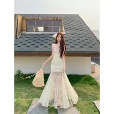 Seaside férias nicho renda costura flor Suspender vestido feminino verão elegante cintura estreita magro-ajuste Hip-emba