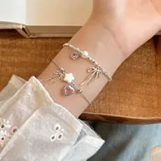 Pulseira de Contas Prateadas com Laço de Coração Rosa para Mulheres, Bracelete Exquisito de Luxo Leve, Novo Acessório de