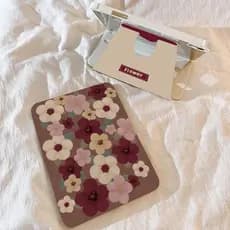 Capa Giratória com Estampa Floral para iPad 7 8 9 10.2" / Air 4 5 6 10.9" / Pro com Slot para Caneta
