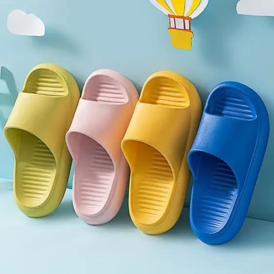 Chinelo Slide Nuvem Infantil confortável unissex Menino/Menina