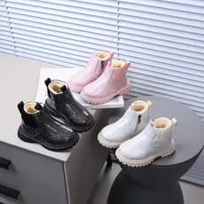 Um Par De Botas Fofas E Estampadas Com Estrelas Forradas De Lã Para Meninas , Perfeitas As Estações De Outono Inverno