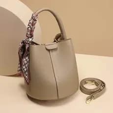 bolsa transversal feminino bolsa feminina Bolsa feminina novo estilo nicho Design lichia padrão textura High-End couro m