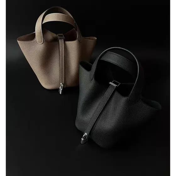 Primeira camada de couro balde saco 2025 novo estilo All-Match couro genuíno cesta vegetal saco feminino High-End sentir
