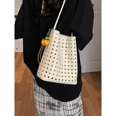 Bolsa bolsa transversal feminino Oco tecido padrão pequeno saco feminino 2026 novo estilo na moda moda couro macio balde