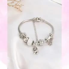 Pulseira Berloques Prateada E Dourada Estilo Feminina Dourada Berlock Aleatório