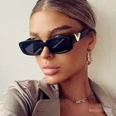 Óculos de sol femininos de verão, com armação quadrada pequena e efeito emagrecedor, populares no Instagram, com design