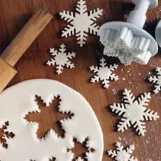 [Estoque pronto] venda quente molde Fondant 3 pçs grosso fino floco de neve primavera molde biscoito conjunto DIY ferram