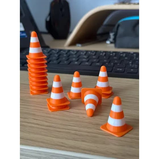 Mini Cones - Kit com 10 mini cones fofos com 3cm