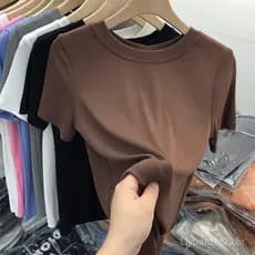 Camiseta Feminina de Manga Curta / Cor Sólida / Estilo Francês / Corte Justo / Design NJDO