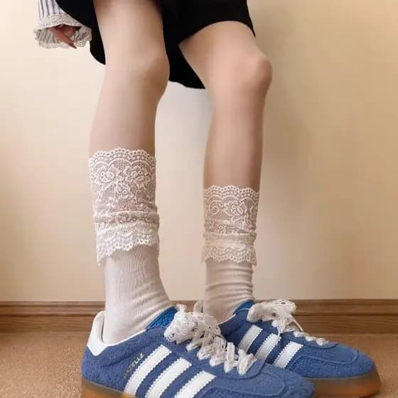 Meias brancas de panturrilha femininas primavera verão doce renda Mid-tube meias JK pilha meias Lolita