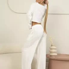 Pijama Feminino Primavera/Verão com Design Jacquard Vazado, Estilo Moderno e Minimalista, Manga Longa e Calças Justas