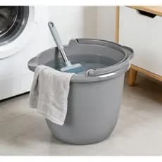 (1 Pack) 10 Qt Round Utility Bucket, Comfort Handle, Plastic.10 Qt Spout Pail Classic Titanium