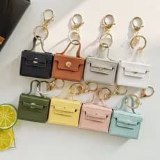 Chaveiro com estojo para fones de ouvido AirPods, chaveiro de couro fofo, pingente para bolsa, presente