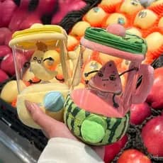 Brinquedo espremedor de frutas de pelúcia, liquidificador de melancia/laranja/banana em estilo cartoon, rotativo.