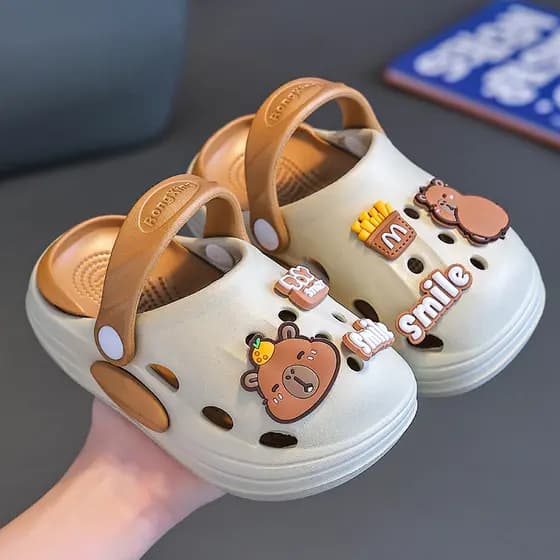 Buraco sapatos verão novo estilo exterior usar antiderrapante sandálias de praia das mulheres dos homens médio grande cr