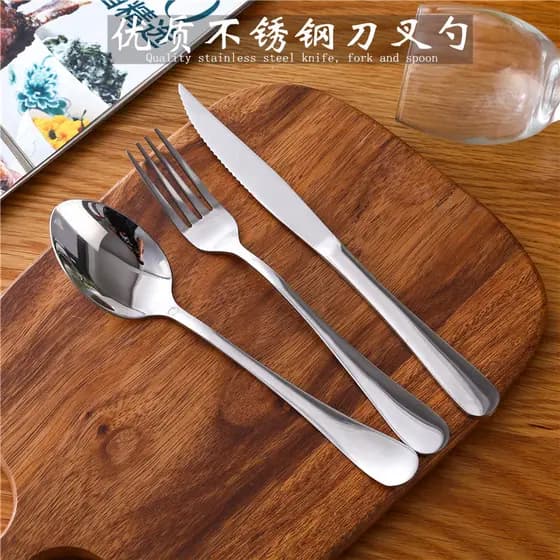 Conjunto de pires de placa de cerâmica ocidental de aço inoxidável grosso, faca de comida ocidental, garfo, colher, conj