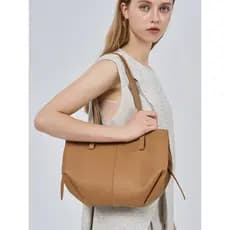 Primeira camada de couro feminino saco nicho Design axilas plissado sacola senhoras All-Match moda couro genuíno saco de
