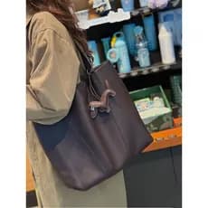 2026 bolsa Tote de couro genuíno feminina grande capacidade 2025 novo estilo axila pedido bolsa de ombro primeira camada