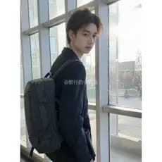 Offline 1.000.000 Mil Dias Yuan ~ Sol Genuíno Super Burst Função Poderosa Extensão de Deformação Mochila de Capacidade A