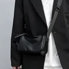 2022 novo estilo textura de couro macio bolsa masculina Casual ombro mensageiro saco moda simples Commuter pequeno saco