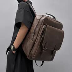 Grande capacidade Retro na moda mochila de couro macio dos homens 2023 novo estilo Outing Commuter mochila masculina com