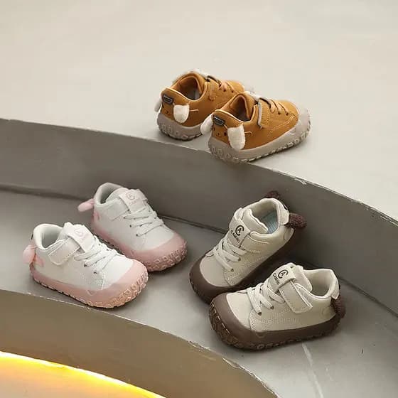 Novos Sapatos Antiderrapantes para Bebês, Estilo Coreano, Sapatos Casuais Confortáveis para Caminhada OXSB