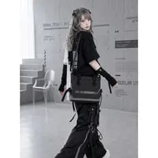 YONAIGA + Original ins Estilo Funcional Contraste Cor Bolsa Mensageiro Homens Mulheres All-Match Nicho Design Sense Bols