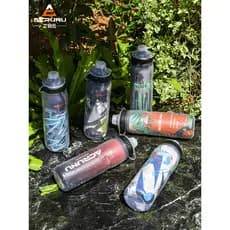 Preservação de gelo tipo espremer garrafa de água de ciclismo copo de água especial para Mountain bike grande capacidade