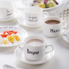 Francês Design simples estilo europeu osso China xícara de café tarde xícara de chá pires conjunto
