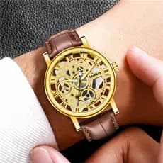 Novo modelo de relógio: Relógio masculino transparente com design vazado, imitação de mecânico, com pulseira de couro e