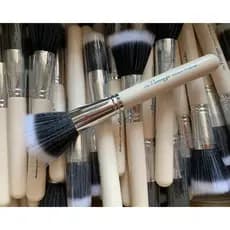 Cangzhou pincel de maquiagem pronto estoque frete grátis fibra peludo pó escova fundação pincel de maquiagem profissiona