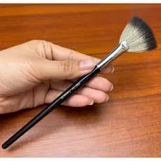 Cangzhou Pincel de maquiagem Pincel iluminador em forma de leque Pincel de cor de ponto Pincel de Blush Pincel de pó res