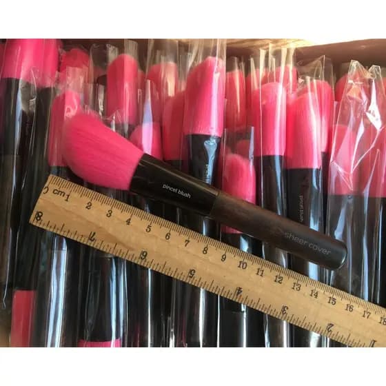 Cangzhou pincel de maquiagem fibra vermelha cabelo pólo de madeira pincel de contorno oblíquo Blush pincel de sombra pin