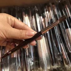 Cangzhou pincel de maquiagem CT Animal cabelo mancha escova pequena destaque escova nariz sombra escova de maquiagem pro