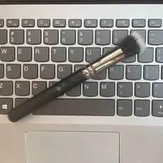 Cangzhou pincel de maquiagem estilo influenciador M casa 130 pontos pincel de cor Blush pincel de pó solto pincel de maq