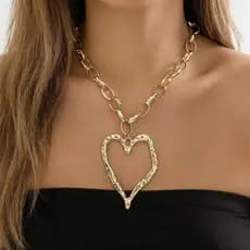 Moda All-Match exclusivo batendo padrão amor pingente moderno colar de ouro de alta qualidade