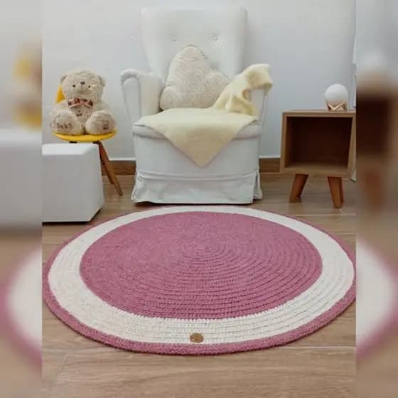 Tapete de Crochê Redondo Rosa Chá Fio Duplo Lavável Quarto Infantil Menina Decoração Boho Chic Mimos Presente