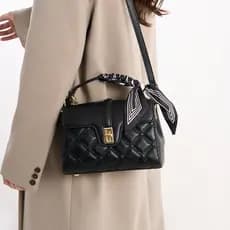 Bolsa transversal acolchoada para mulheres, nova bolsa de mão de grande capacidade, tendência de moda 2026, bolsa de omb