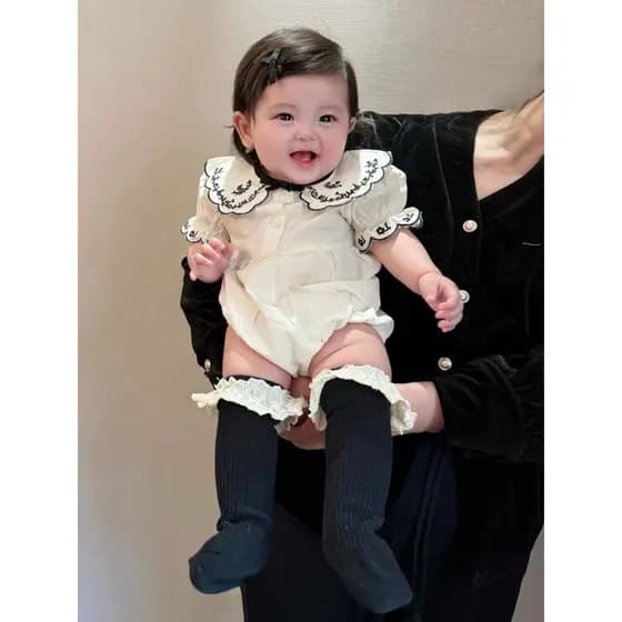Bebê menina saia de manga curta doce gola de renda 2025 mês inteiro bebê estilo verão macacão bordado