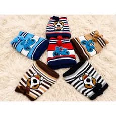 kit Touca Inverno Infantil Bebês Meninos Cores Sortidas Tamanho de 0 a 2 anos