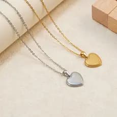 Colar minimalista de luxo europeu e americano, com pingente em formato de coração, em aço inoxidável banhado a ouro 18K,