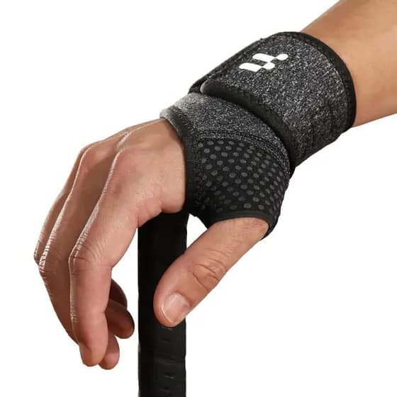 A pulseira Fitomo, com abertura macia para o polegar, é adequada para tendinites leves e entorses, com suporte de pulso