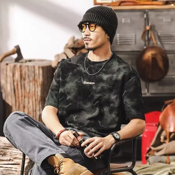 High-End Street Wear rasgado manga curta camiseta masculina 2025 verão Design fino em torno do pescoço meia manga topo m