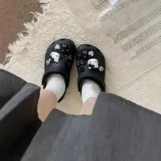 Bonito buraco sapatos acessórios sapatos flor acessórios fivela dopamina High-End feminino decoração coreana 2026 novo e