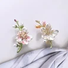 Moda flor strass liga broche senhoras Cheongsam colar decoração Anti-reflexo crachá decote